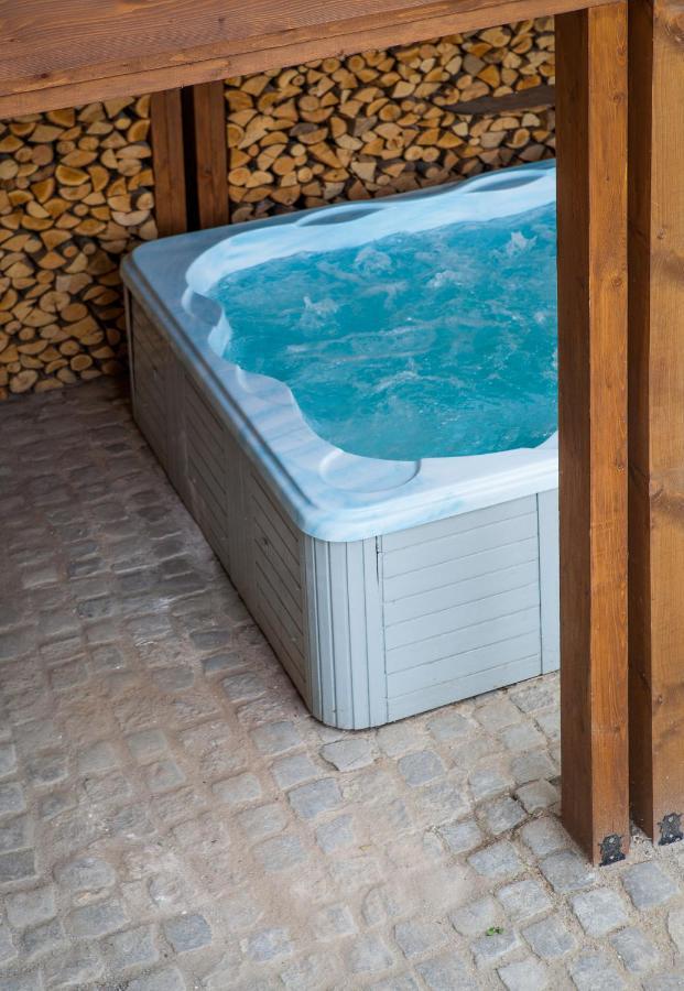 Къщи За Гости Сноуфлейк Snowflake Chalet And Snowflake Lodge Bansko Luaran gambar