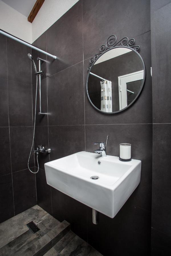 Къщи За Гости Сноуфлейк Snowflake Chalet And Snowflake Lodge Bansko Luaran gambar