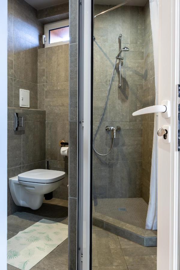 Къщи За Гости Сноуфлейк Snowflake Chalet And Snowflake Lodge Bansko Luaran gambar